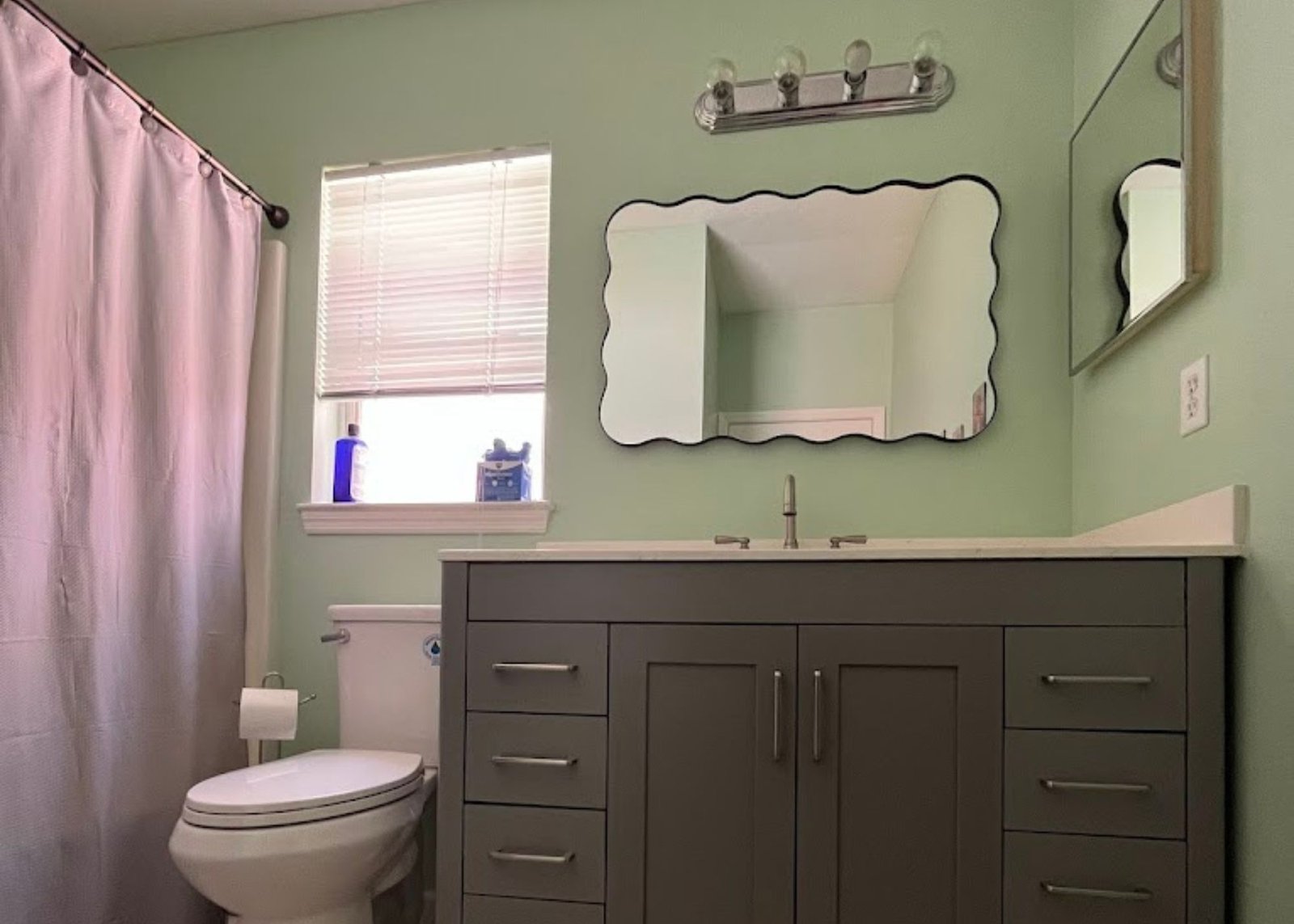 Custom shelves & cabinet hardware – Pelham Bay, Bronx